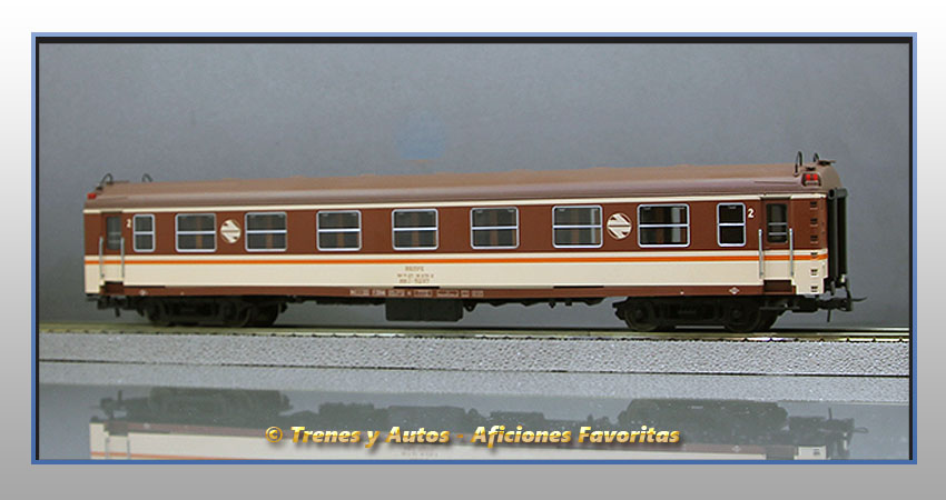 Coche pasajeros Serie 5000 BB1-5297 "Estrella" - Renfe
