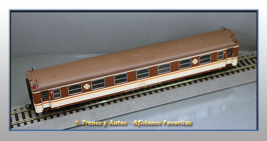 Coche pasajeros Serie 5000 BB1-5297 "Estrella" - Renfe