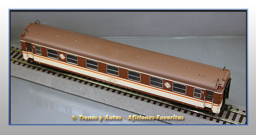 Coche pasajeros Serie 5000 BB1-5297 "Estrella" - Renfe