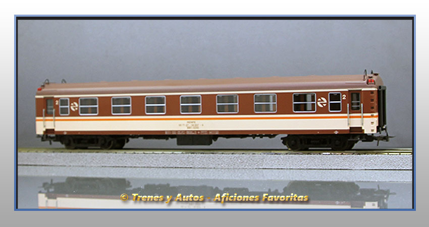 Coche pasajeros Serie 5000 BB1-5245 "Estrella" - Renfe