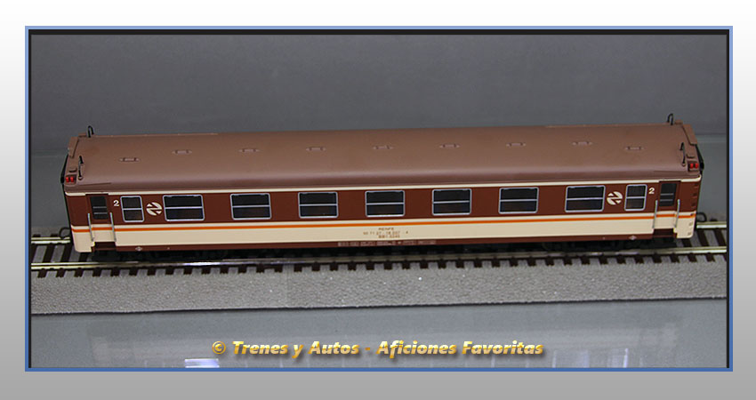 Coche pasajeros Serie 5000 BB1-5245 "Estrella" - Renfe