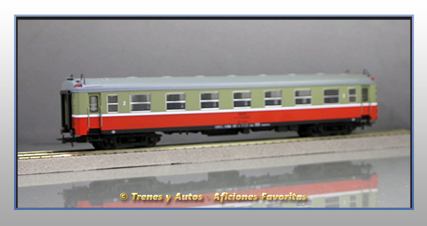Coche pasajeros Serie 6000 "Luky" B7-6240 - Renfe