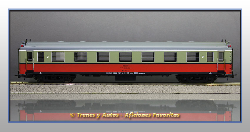 Coche pasajeros Serie 6000 "Luky" B7-6217 - Renfe