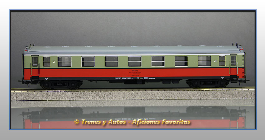 Coche pasajeros Serie 6000 "Luky" B7-6217 - Renfe