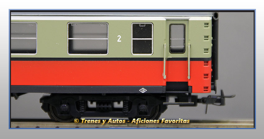 Coche pasajeros Serie 6000 "Luky" B7-6217 - Renfe