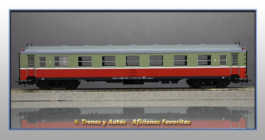 Coche pasajeros Serie 6000 "Luky" B7-6236 - Renfe