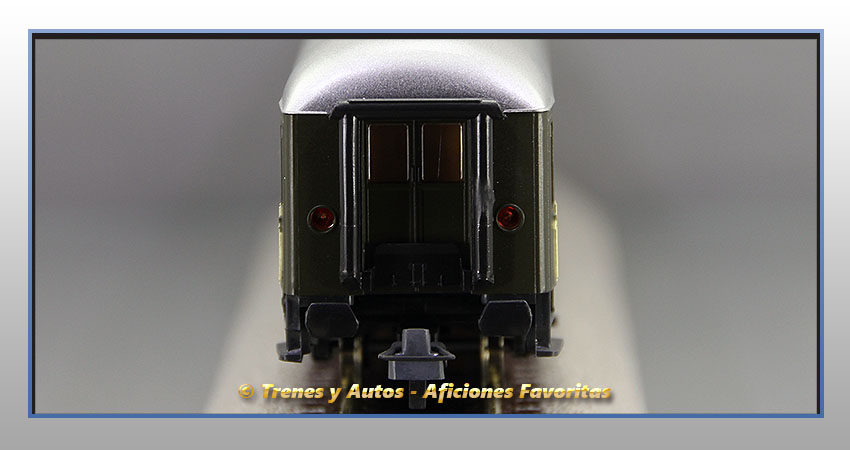 Coche pasajeros Serie 8000 BBL-8139 Literas - Renfe