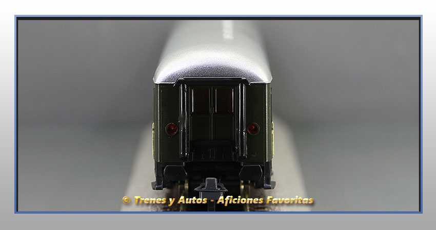 Coche pasajeros Serie 8000 BBL-8139 Literas - Renfe