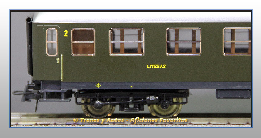 Coche pasajeros Serie 8000 BBL-8139 Literas - Renfe
