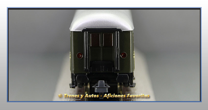 Coche pasajeros Serie 8000 AAB-8005 _ Renfe