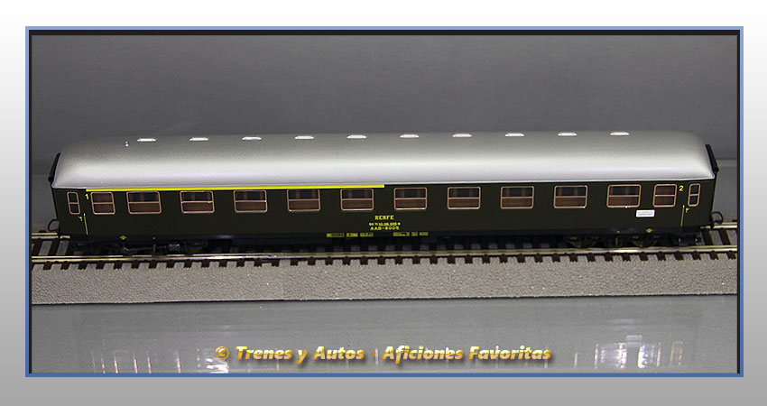 Coche pasajeros Serie 8000 AAB-8005 _ Renfe