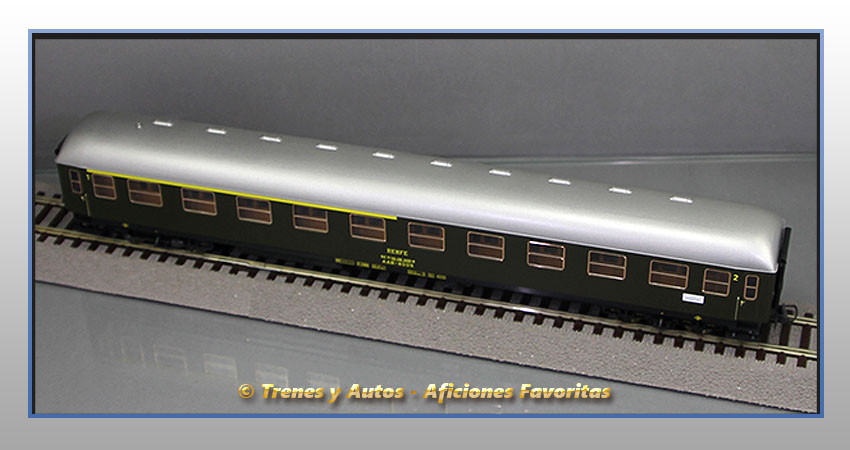 Coche pasajeros Serie 8000 AAB-8005 _ Renfe