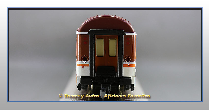 Coche pasajeros Serie 10000 B11x "Estrella" - Renfe