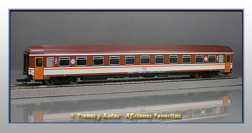 Coche pasajeros Serie 10000 B11x "Estrella" - Renfe