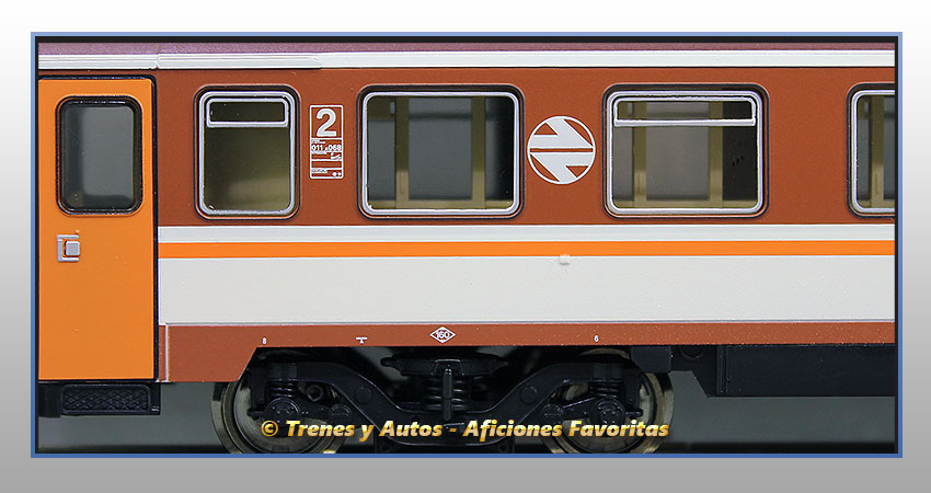 Coche pasajeros Serie 10000 B11x "Estrella" - Renfe