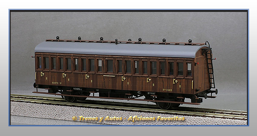 Coche pasajeros Serie 1678/1835 Bhv-1665 - Renfe