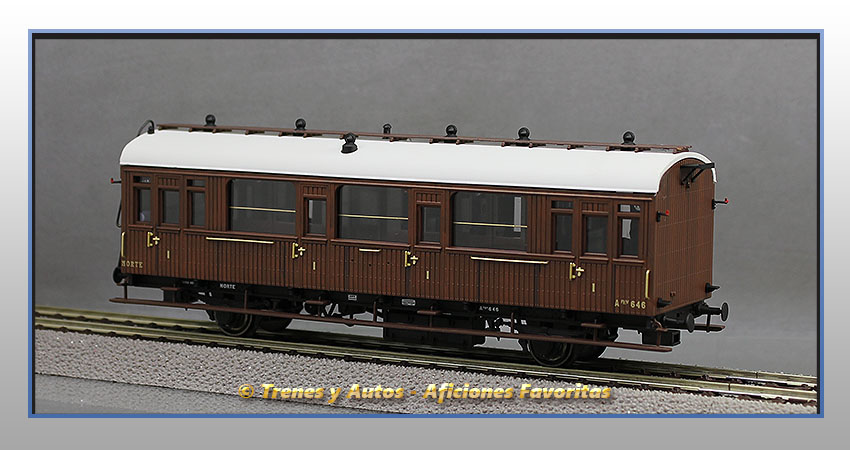 Coche pasajeros Serie 1678/1835 Afhv-646 - Norte