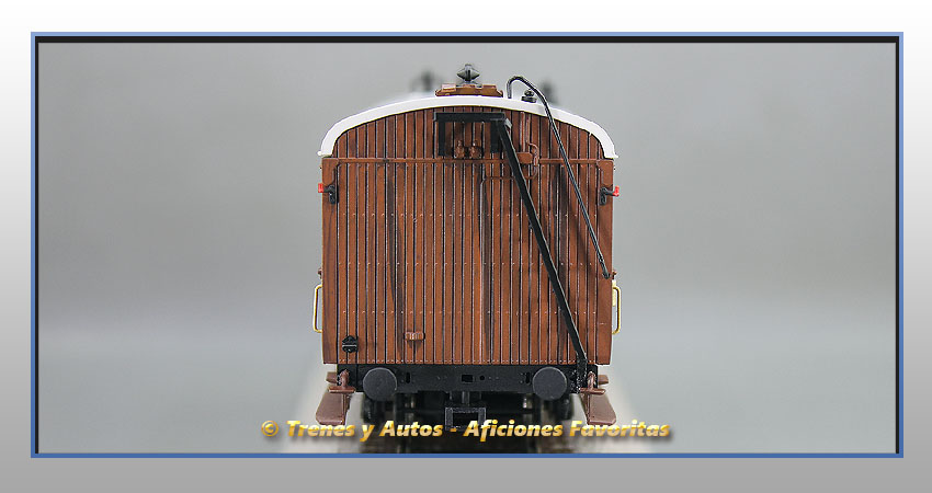 Coche pasajeros Serie 1678/1835 Bfhv-654 - Norte
