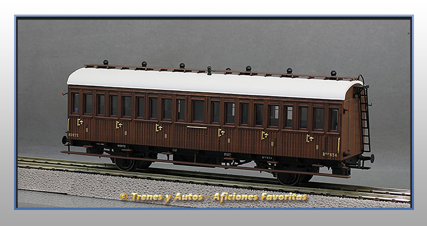 Coche pasajeros Serie 1678/1835 Bfhv-654 - Norte