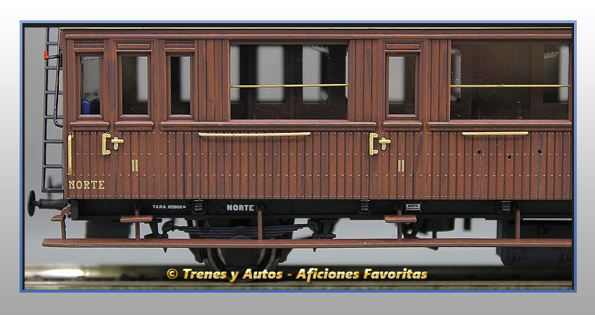 Coche pasajeros Serie 1678/1835 Bfhv-654 - Norte