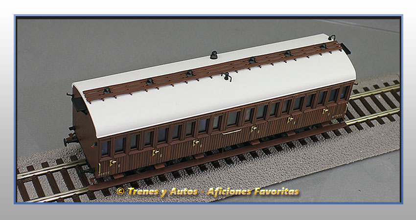 Coche pasajeros Serie 1678/1835 Bfhv-654 - Norte