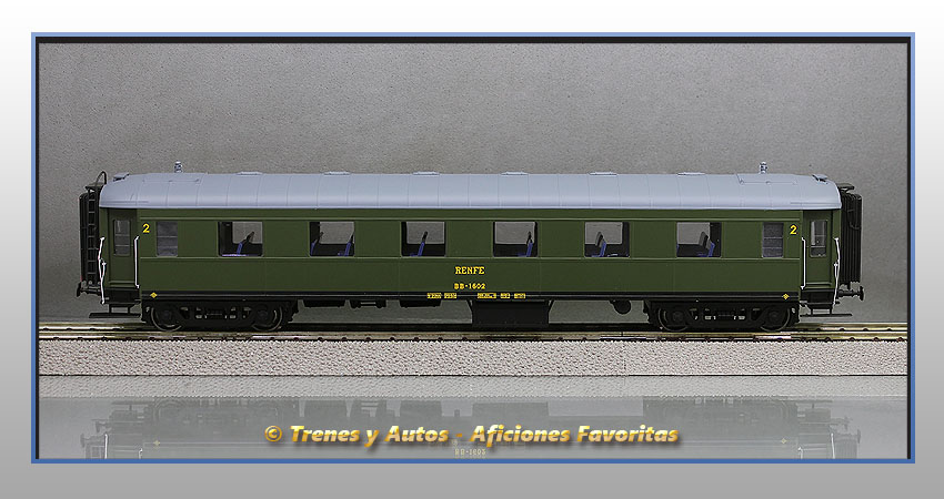 Coche pasajeros Serie 1600 BB-1602 - Renfe