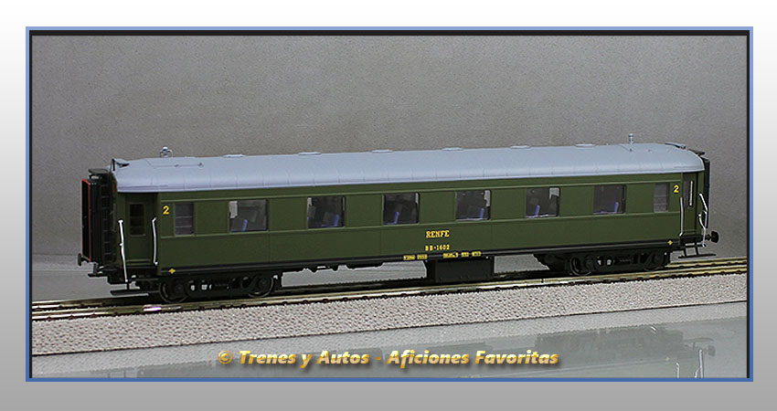Coche pasajeros Serie 1600 BB-1602 - Renfe