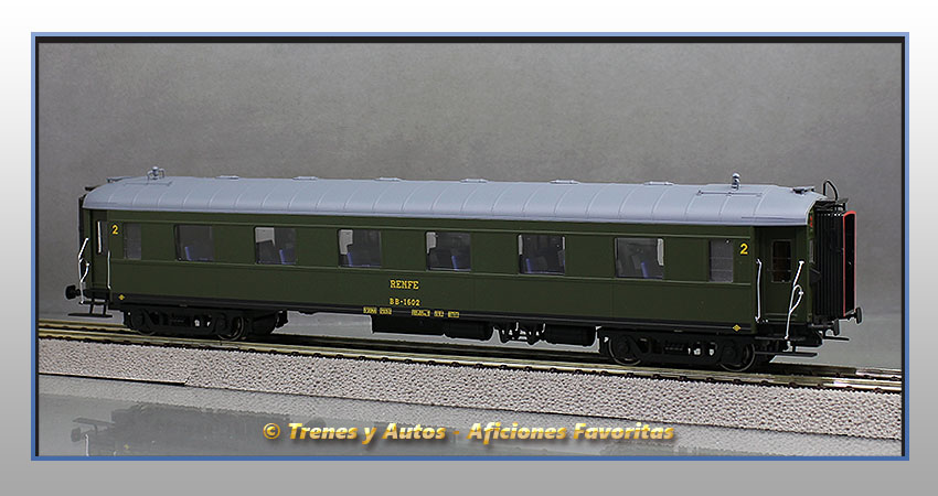 Coche pasajeros Serie 1600 BB-1602 - Renfe