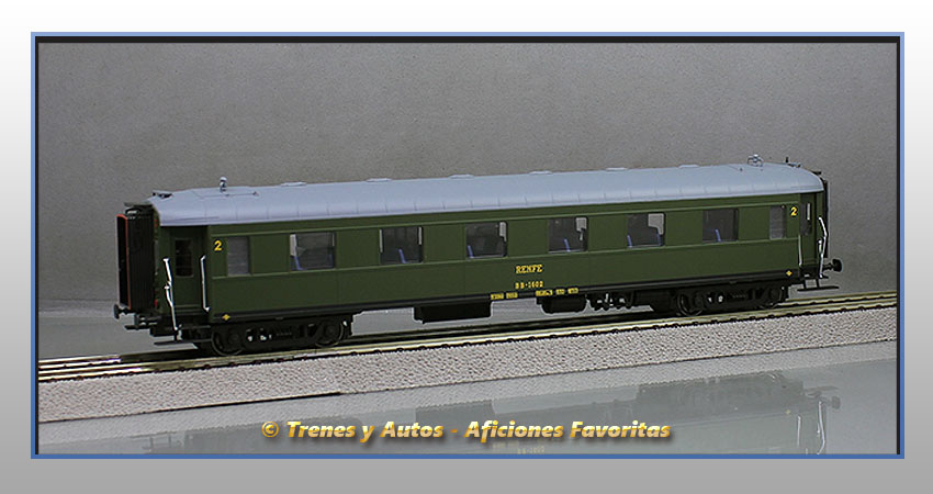 Coche pasajeros Serie 1600 BB-1602 - Renfe