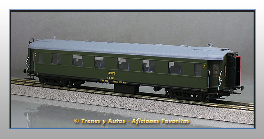 Coche pasajeros Serie 1600 BB-1602 - Renfe