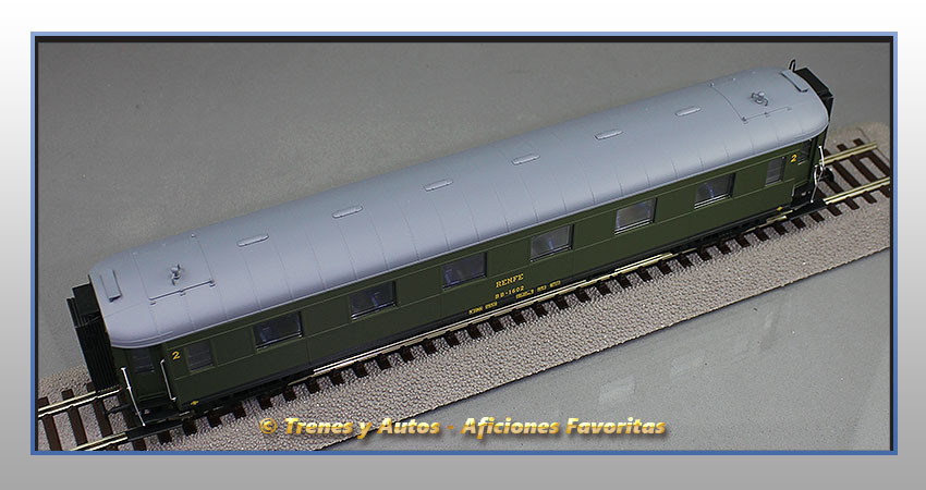 Coche pasajeros Serie 1600 BB-1602 - Renfe