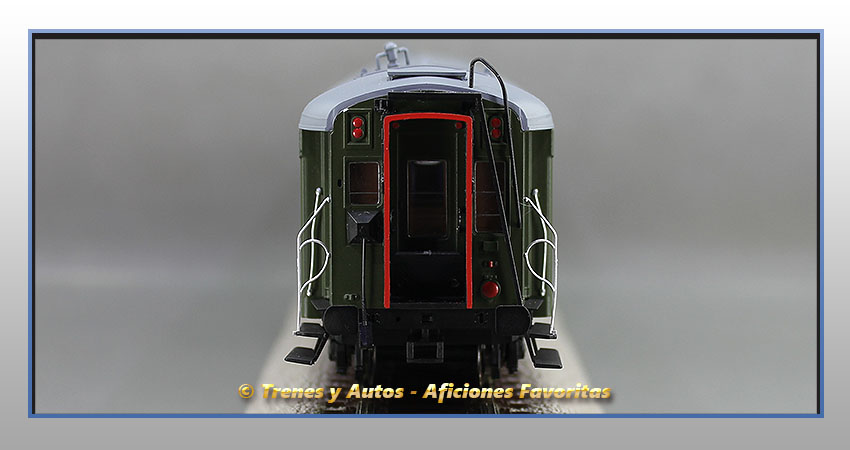 Coche pasajeros Serie 1600 BB-1608 - Renfe