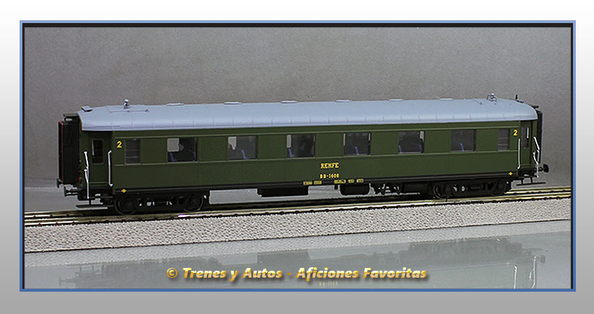 Coche pasajeros Serie 1600 BB-1608 - Renfe
