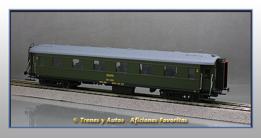 Coche pasajeros Serie 1600 BB-1608 - Renfe