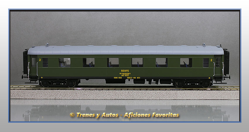 Coche pasajeros Serie 1600 BB-1615 - Renfe