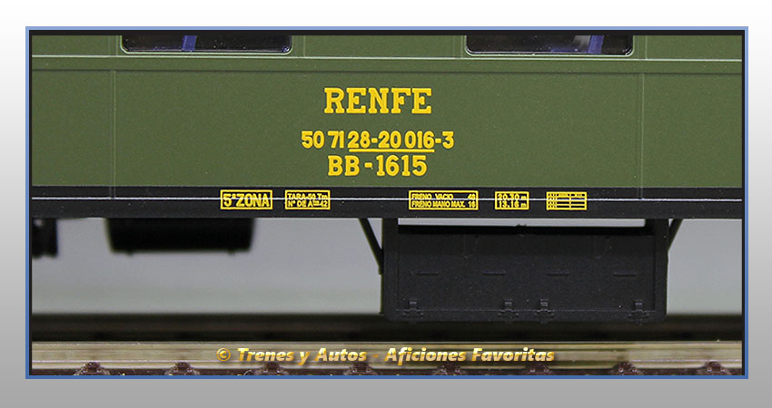 Coche pasajeros Serie 1600 BB-1615 - Renfe