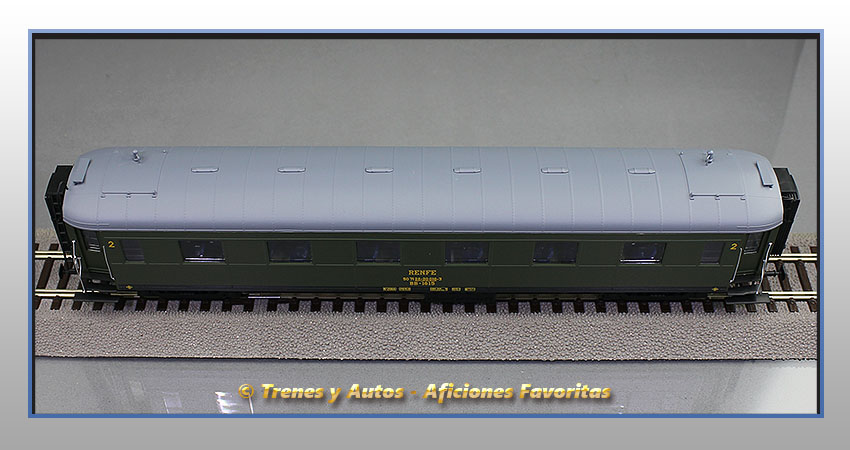Coche pasajeros Serie 1600 BB-1615 - Renfe