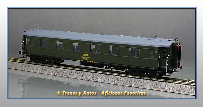 Coche pasajeros Serie 1600 BB-1611 - Renfe