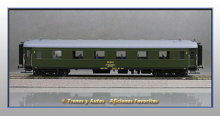 Coche pasajeros Serie 1600 BB-1611 - Renfe