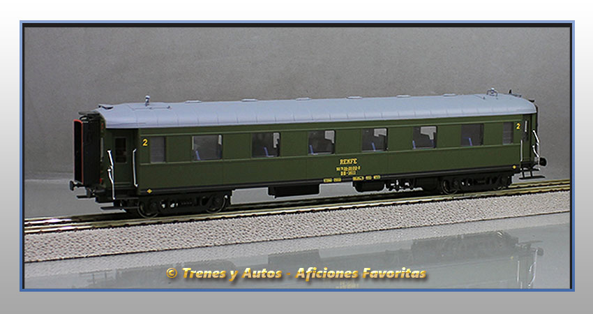 Coche pasajeros Serie 1600 BB-1611 - Renfe