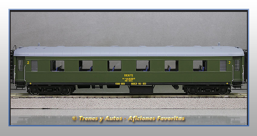 Coche pasajeros Serie 1600 BB-1611 - Renfe