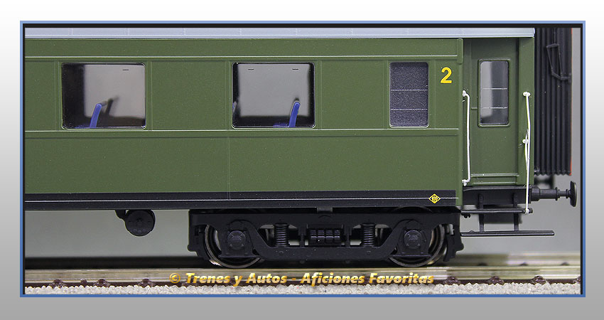 Coche pasajeros Serie 1600 BB-1611 - Renfe