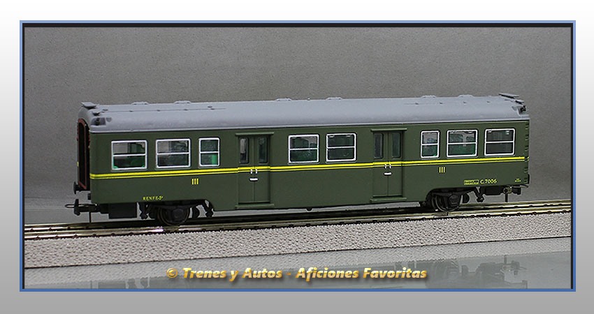 Coche pasajeros Serie 7000 "Yenkas" C-7006 - Renfe