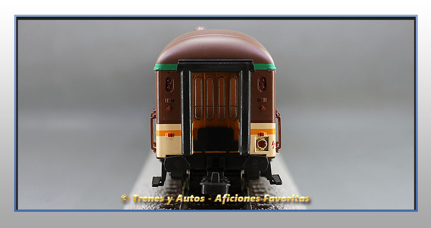 Coche pasajeros Serie 8500 "Estrella" BB-8532 - Renfe