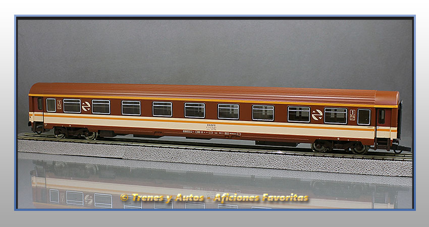Coche pasajeros Serie 10000 "Estrella" AA-10036 - Renfe