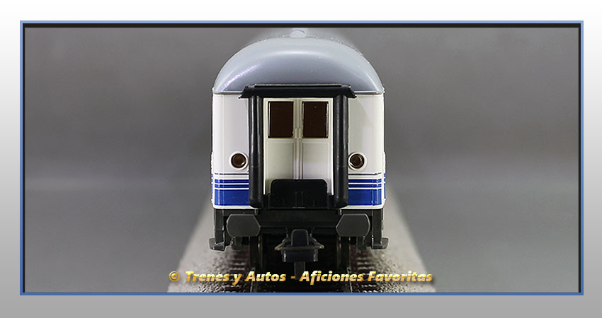 Coche pasajeros Serie 10000 Bc10x-12605 "Danone" - Renfe