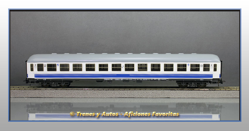 Coche pasajeros Serie 10000 Bc10x-12605 "Danone" - Renfe