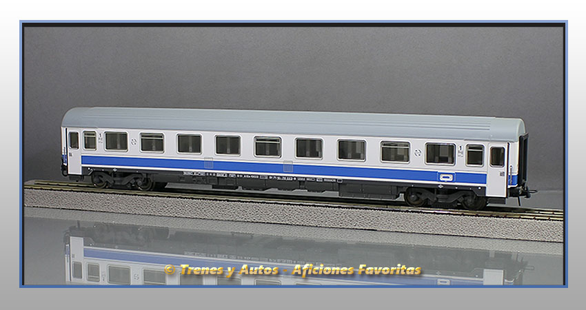 Coche pasajeros Serie 10000 A10x-10023 "Danone" - Renfe