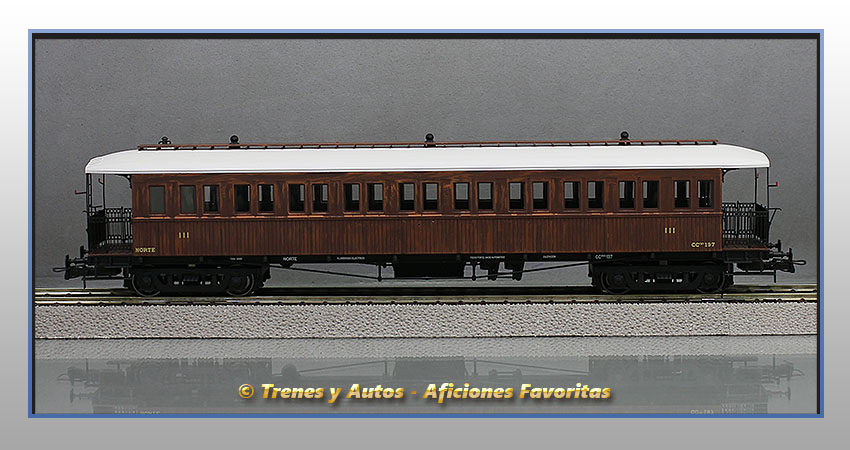 Coche pasajeros Serie CCfhv CC-197 - Norte