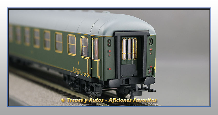 Coche pasajeros Serie 8000 BB-8571 - Renfe